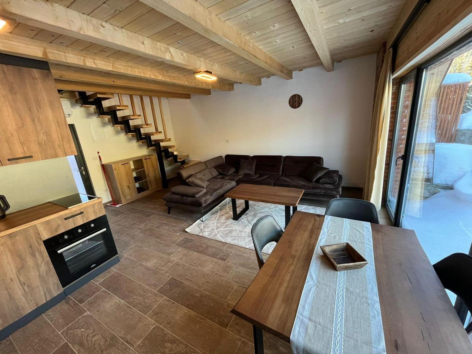 Appartement Bujtinat Lisa à Boge Extérieur photo